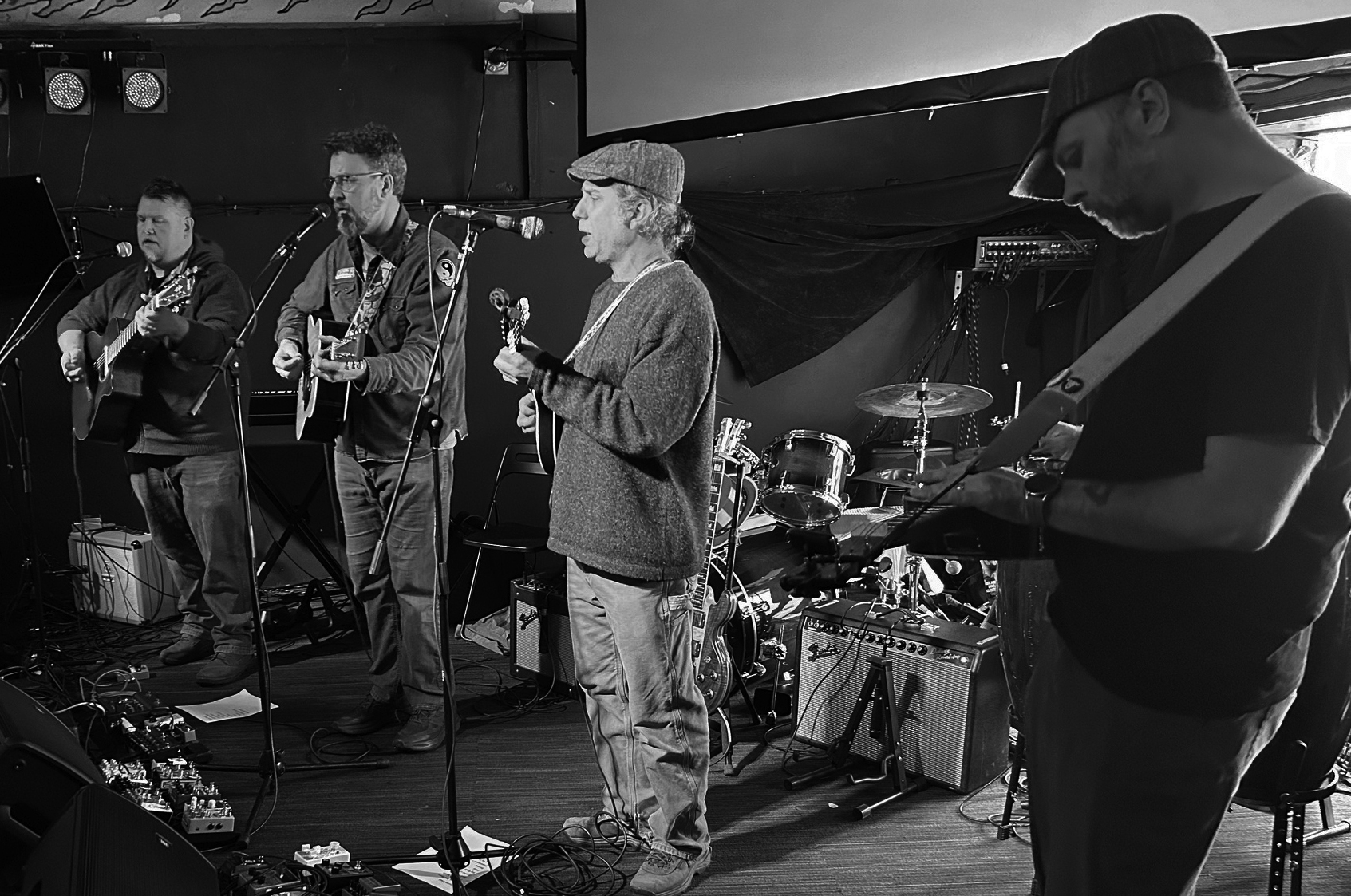 Deadly String Band